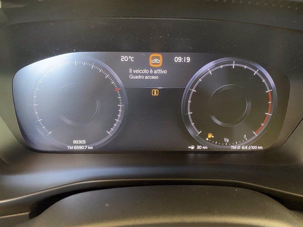 VOLVO XC40 1.5 t2 Momentum Pro my21 del 2021