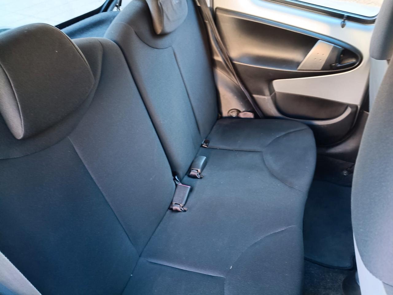 Toyota Aygo 69 CV 5 PORTE