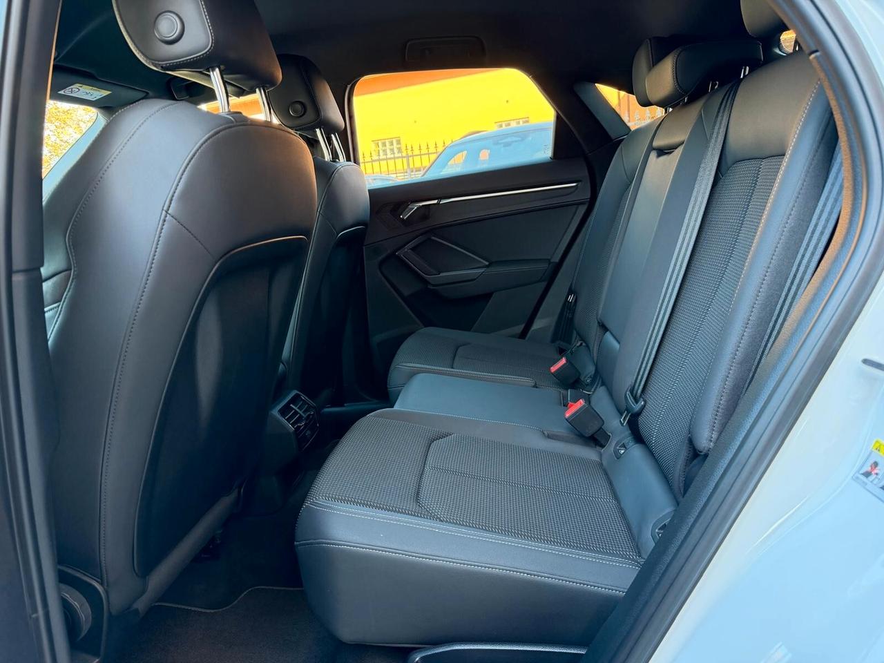 Audi Q3 35 TDI Quattro S-Line 20" Kamera