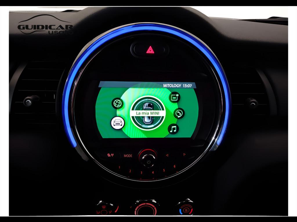 MINI Mini IV F55 2018 5p - Mini 5p 1.5 One Baker Street 75cv