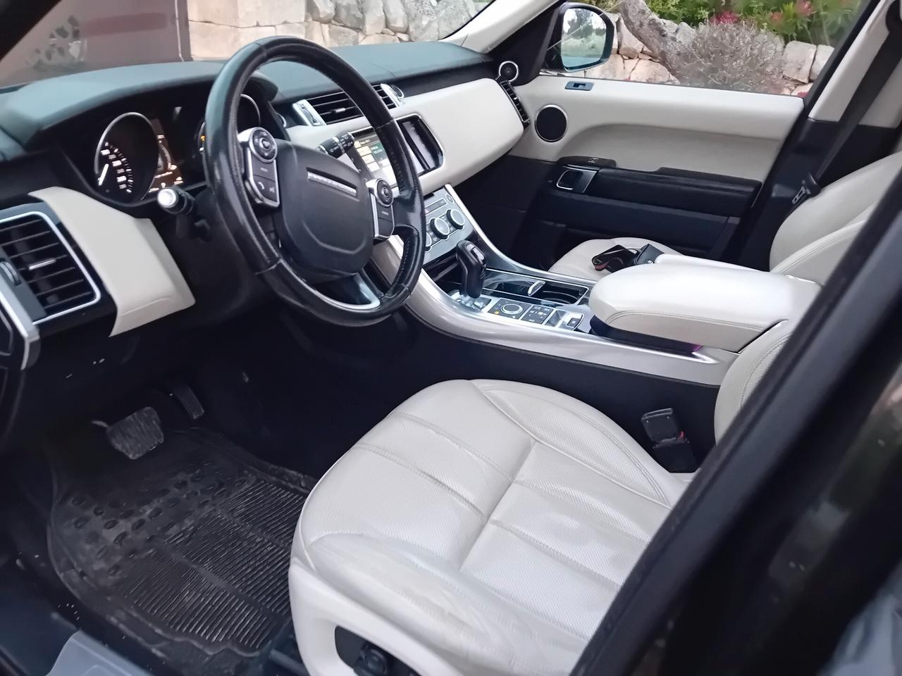 Land Rover Range Sport 3.0 TDV6 HSE Dynamic