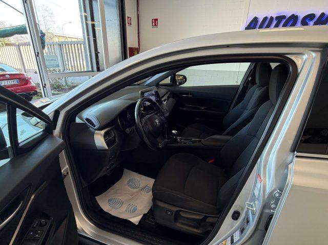 TOYOTA C-HR C-HR I 1.8h Style 2wd e-cvt my19