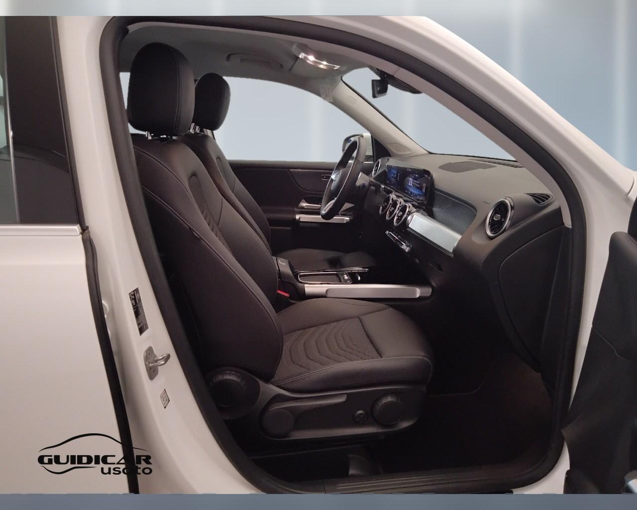 Mercedes-Benz GLB - X247 2023 - GLB 180 d Progressive Advanced auto
