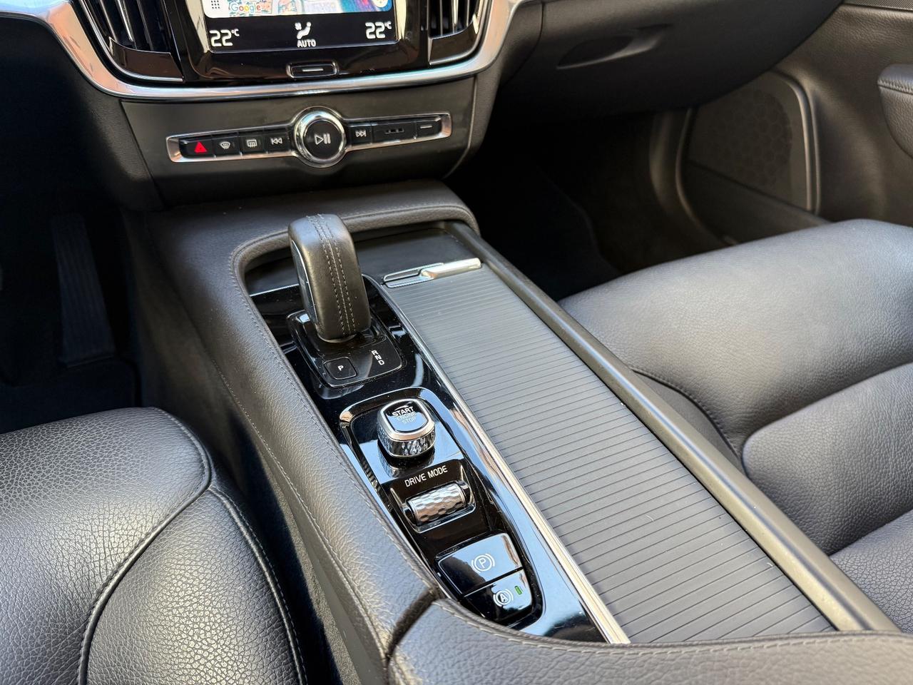 Volvo V90 B4 (d) AWD Geartronic Momentum Business Pro