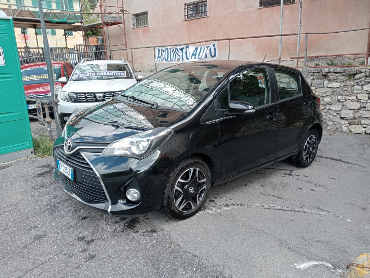 Toyota Yaris 1.0 5 porte Active