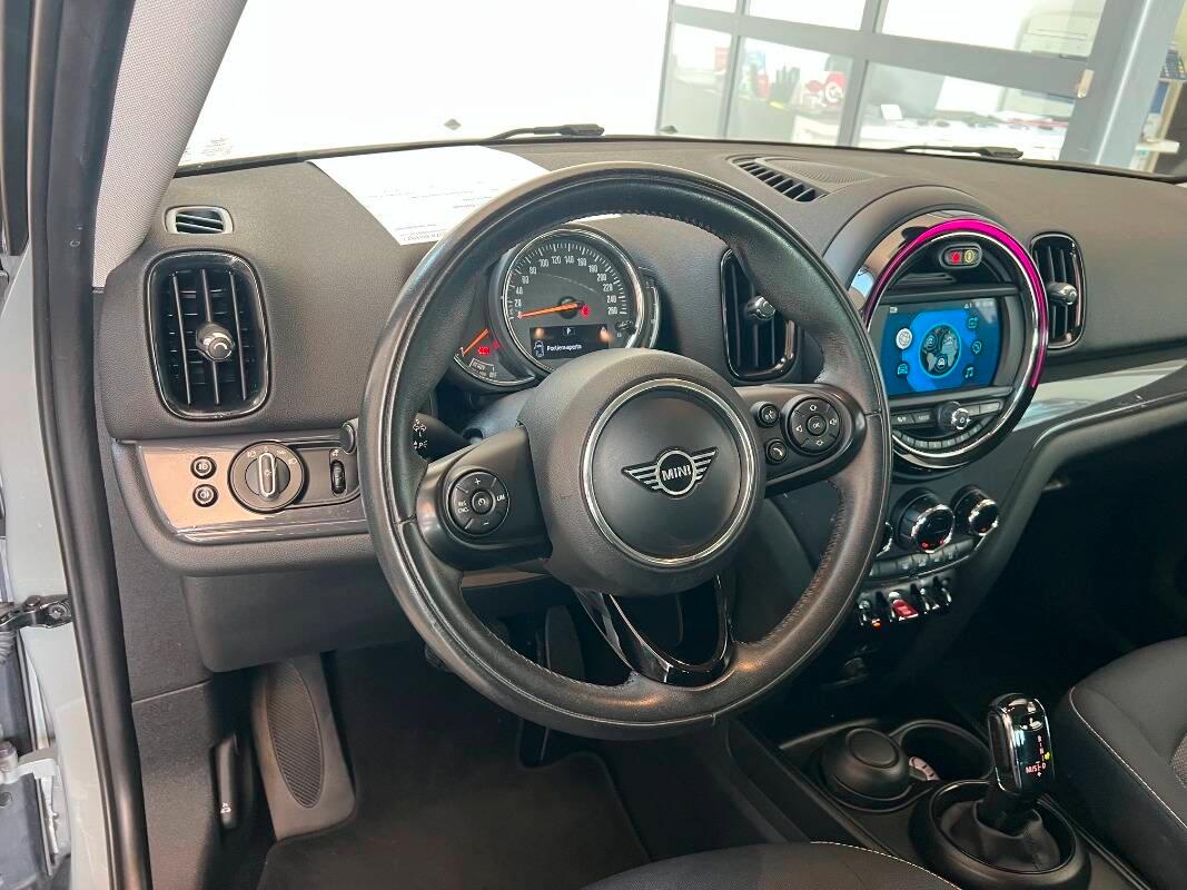 Mini Countryman 1.5 One D Business auto 7m