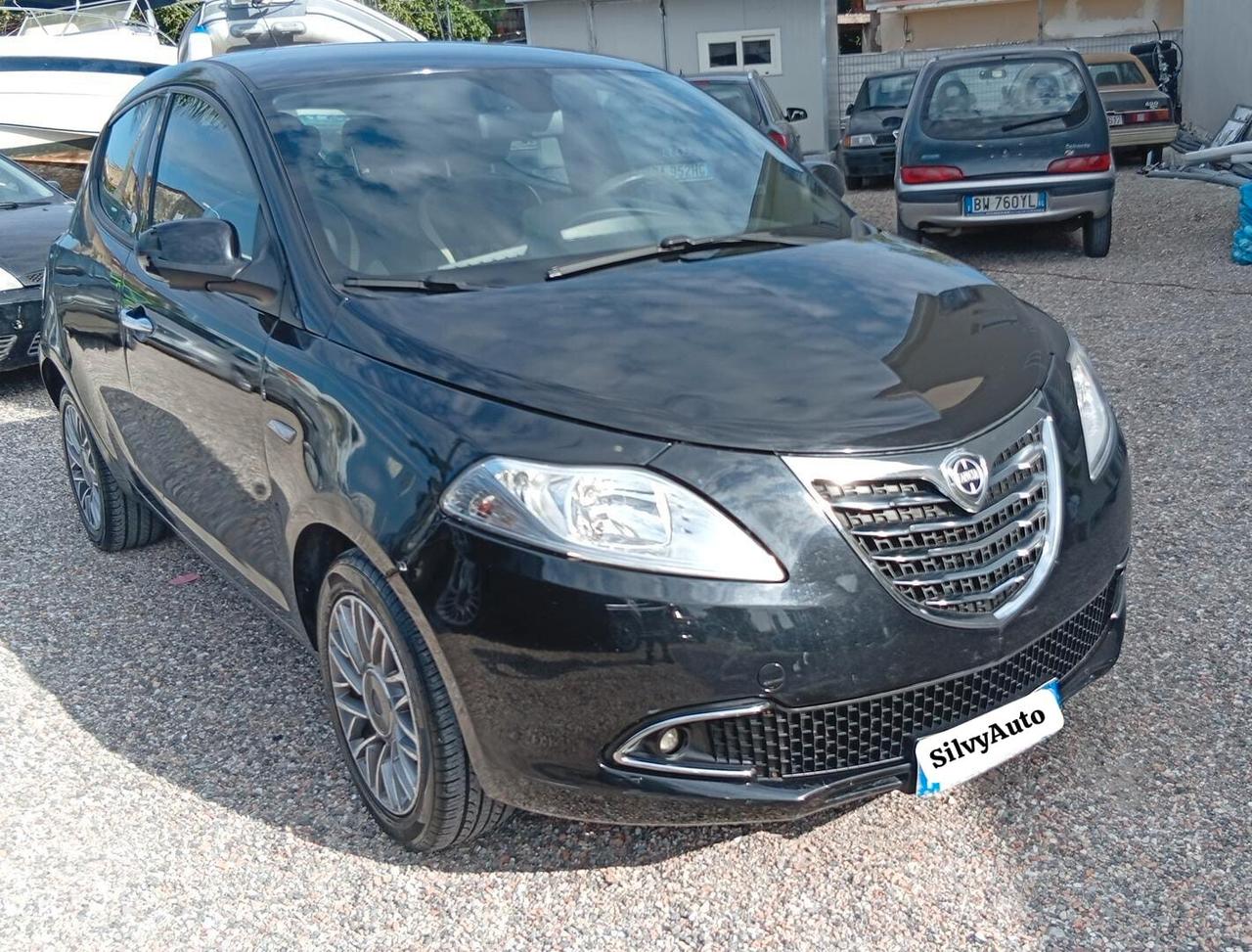 Lancia Ypsilon 1.2 69 CV 5 porte GPL Ecochic Gold