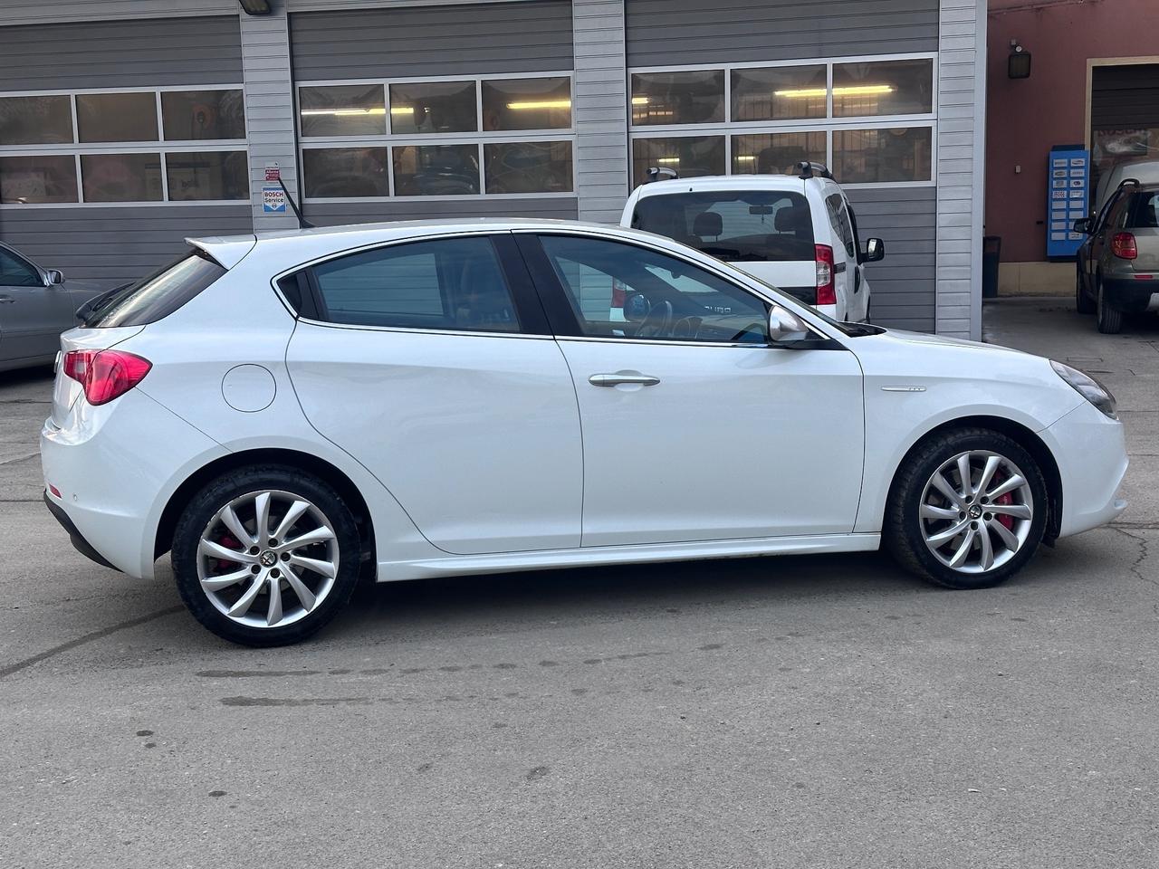Alfa Romeo Giulietta 1.6 JTDm-2 105 CV Exclusive solo 160mila km