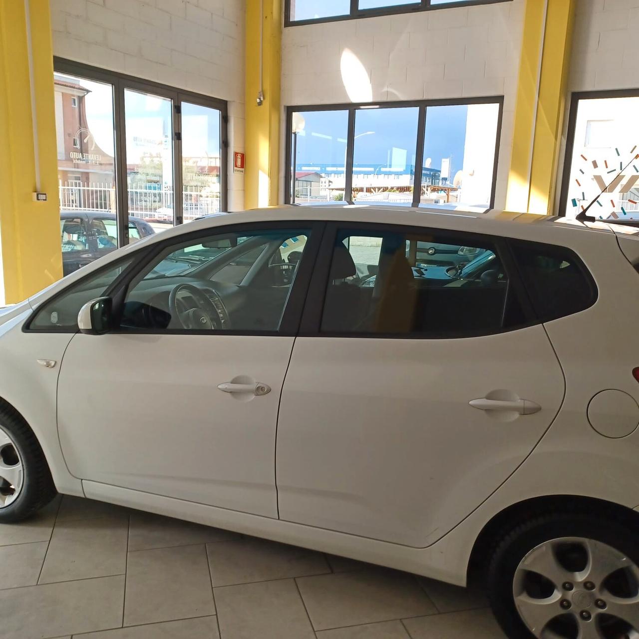 148.588KM KIA VENGA 1.4 BEN CONSERVATA