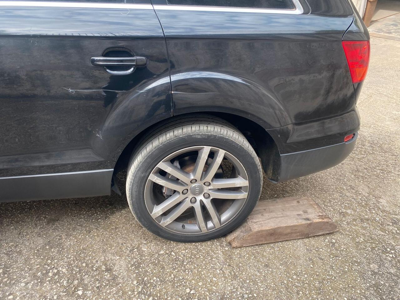Audi Q7 3.0cc diesel (PRIVATO)-2009