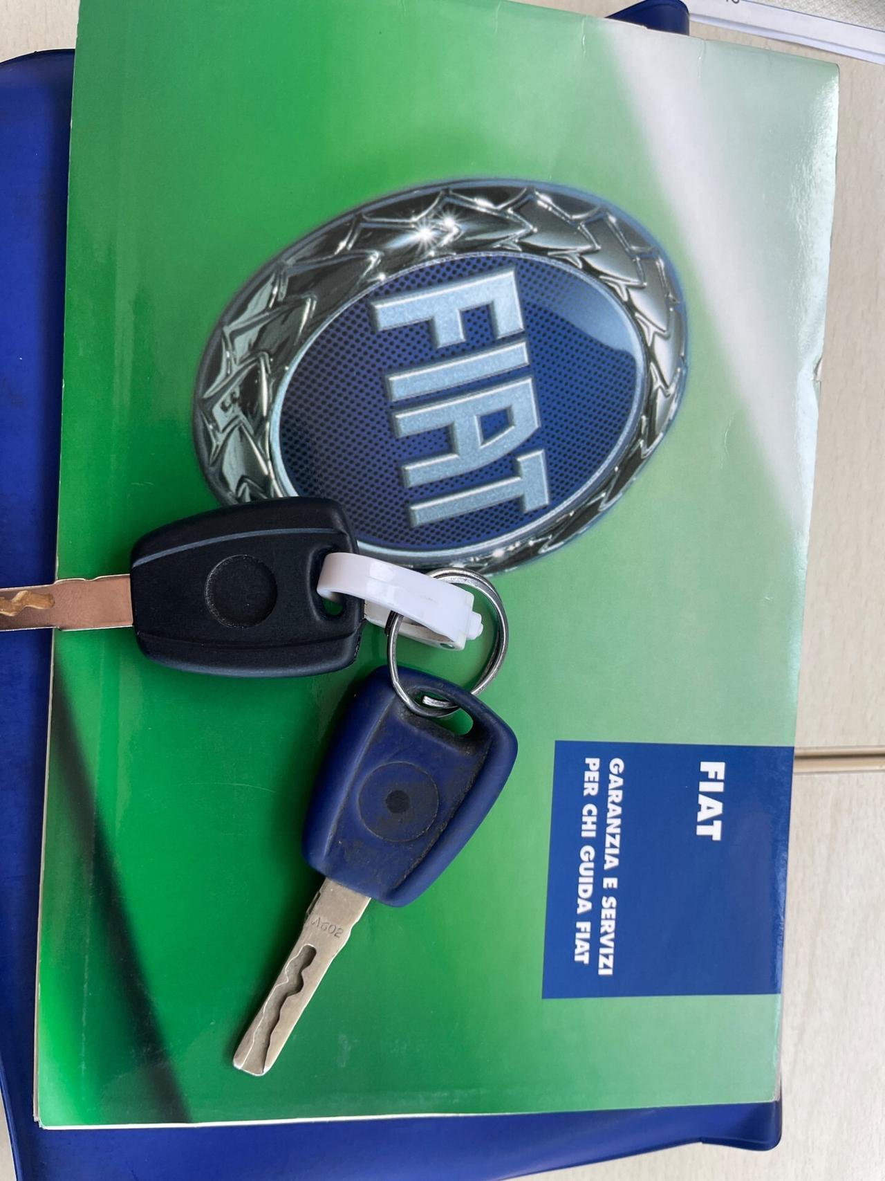 Fiat Punto 1.2i benzina euro4 neopatentati