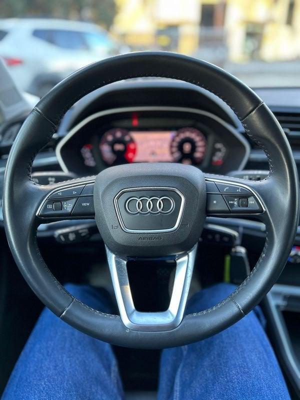 Audi Q3 2.0 35 TDI Business Advanced S Tronic