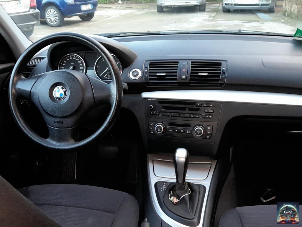 BMW Serie 1 120d 5 porte Futura DPF