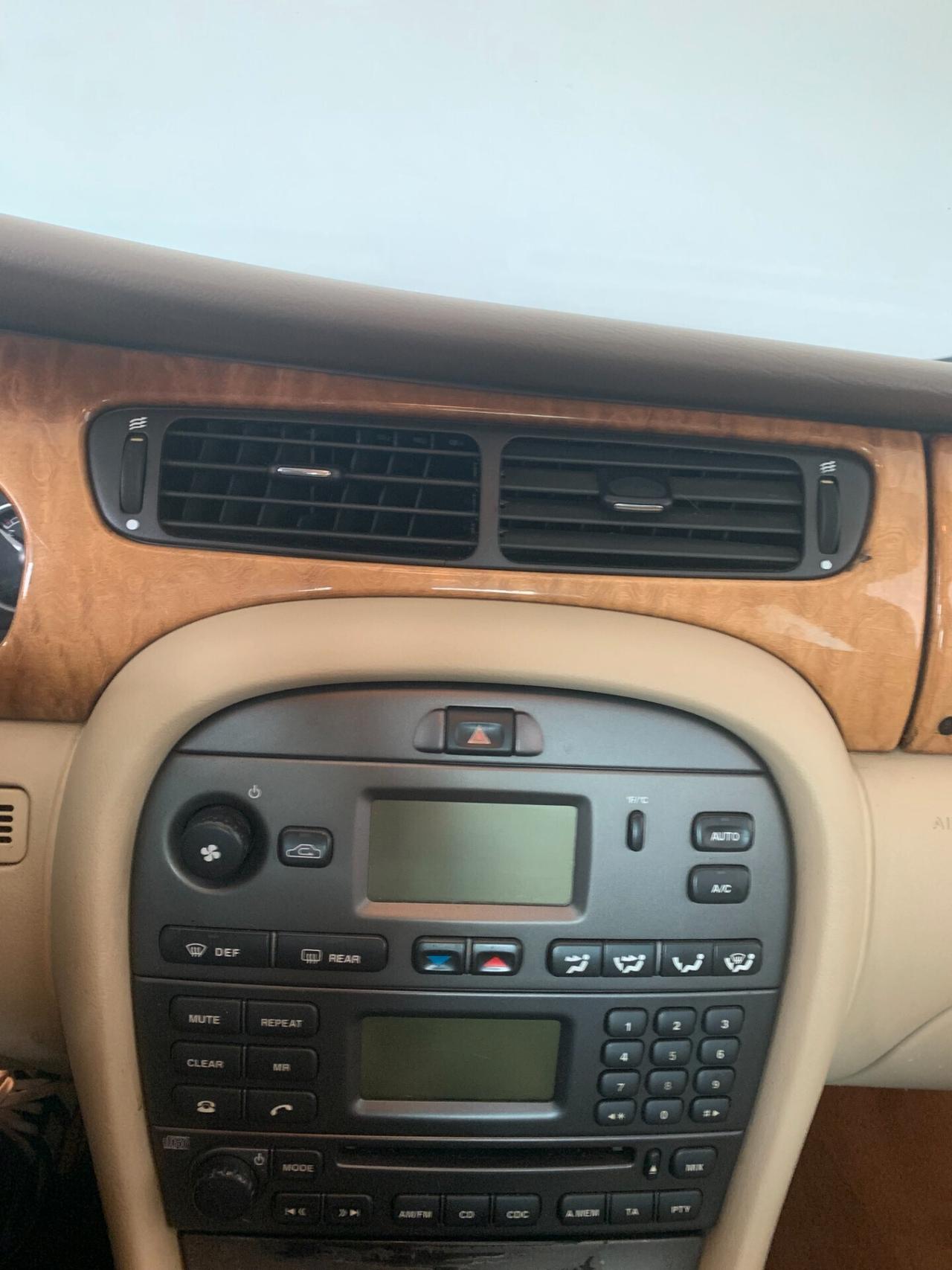 Jaguar X-Type 2.5 V6 24V cat Executive