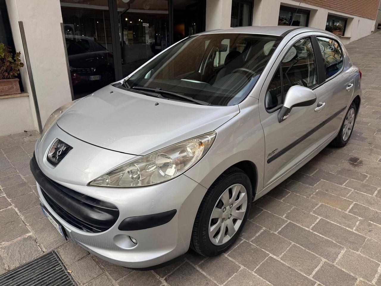 PEUGEOT 207 1.4 8V 75CV 5P Energie IMPIANTO GPL