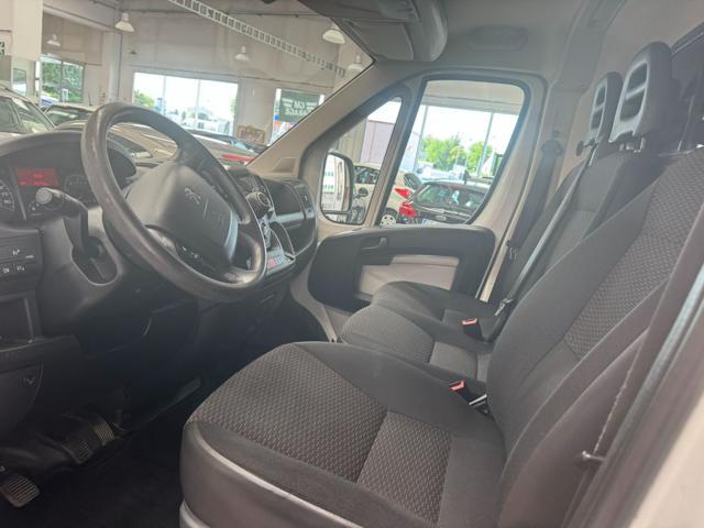PEUGEOT Boxer 330 2.0 BlueHDi 130CV PC-TN Furgone