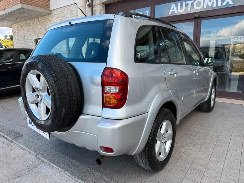 Toyota Rav4 4x4 2.0 D-4d 16v 5p Sol