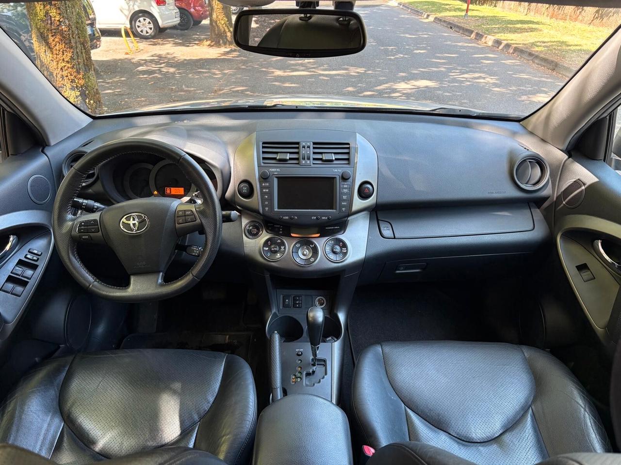 Toyota RAV 4 RAV4 Crossover 2.2 D-Cat A/T 150 CV Luxury