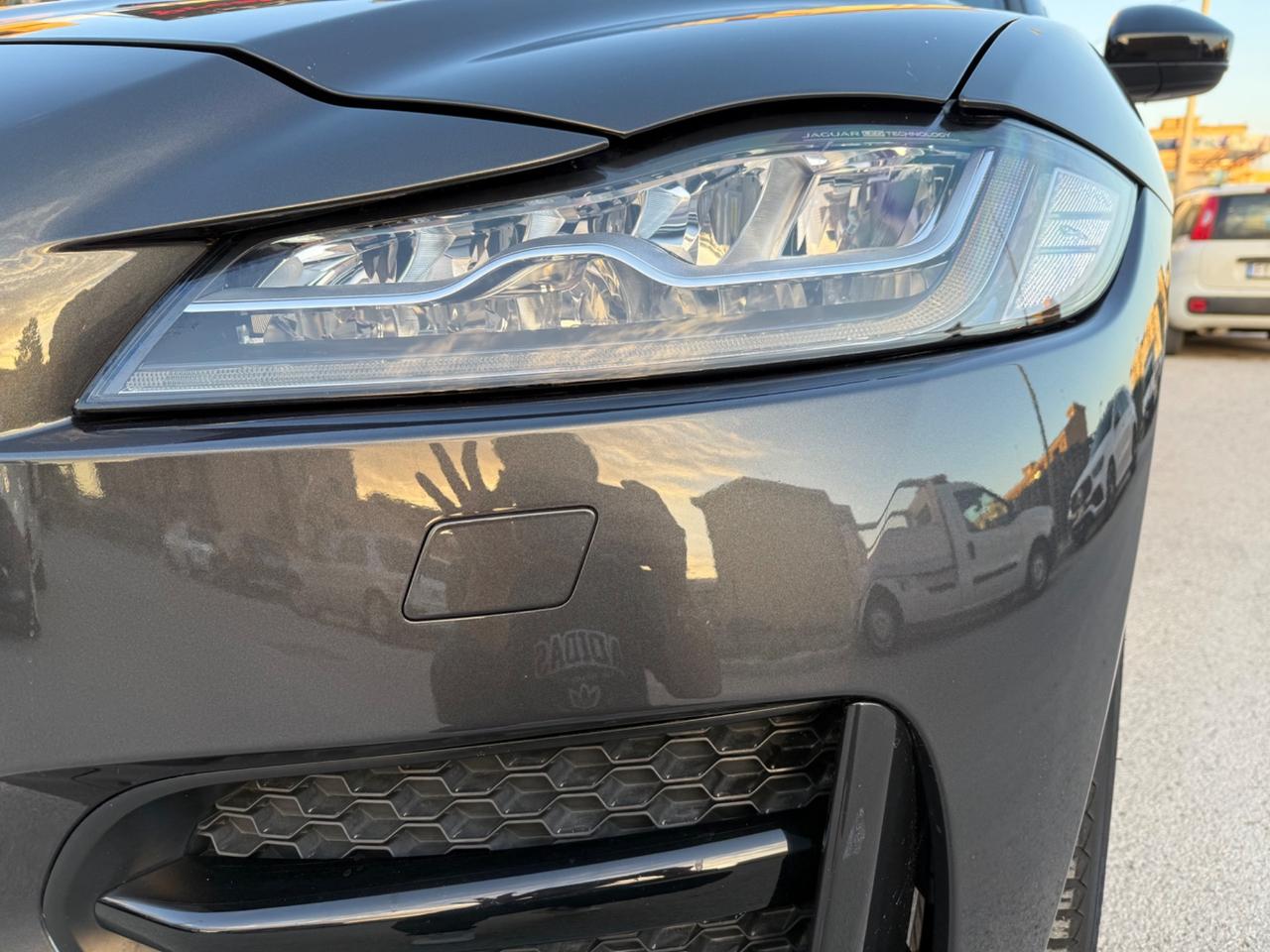 Jaguar F-Pace 2.0 D 180 CV AWD aut. R-Sport 12/2019