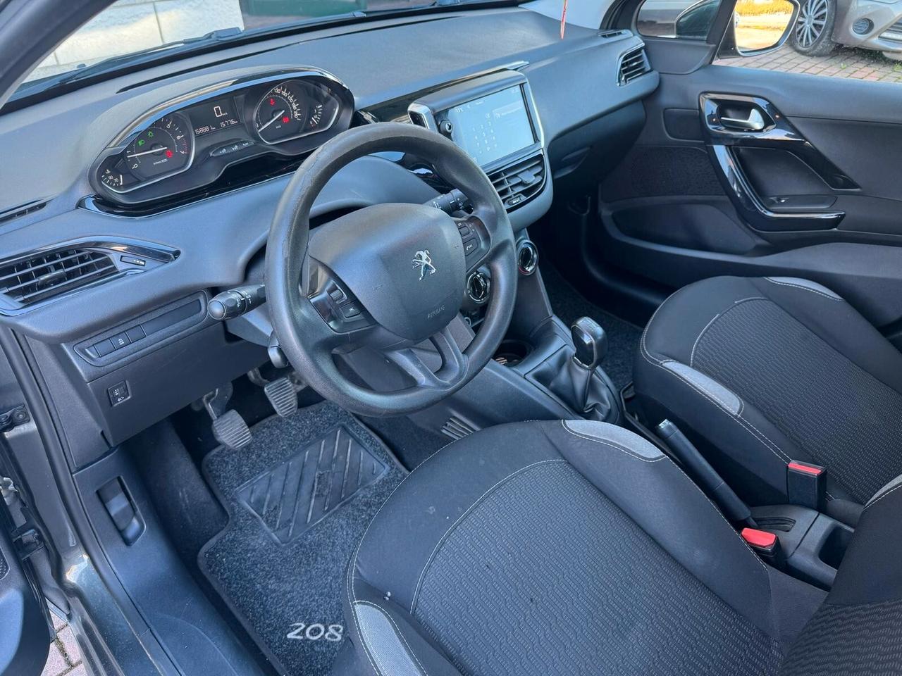 Peugeot 208 PureTech 82 5 porte Allure