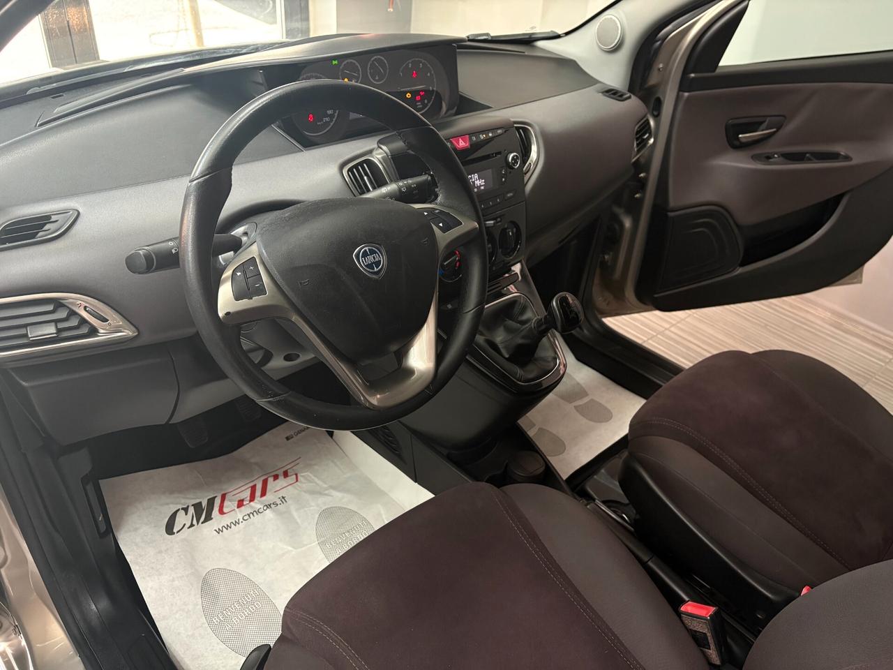 Lancia Ypsilon 1.3 MJT 16V 95 CV 5 porte S&S Gold