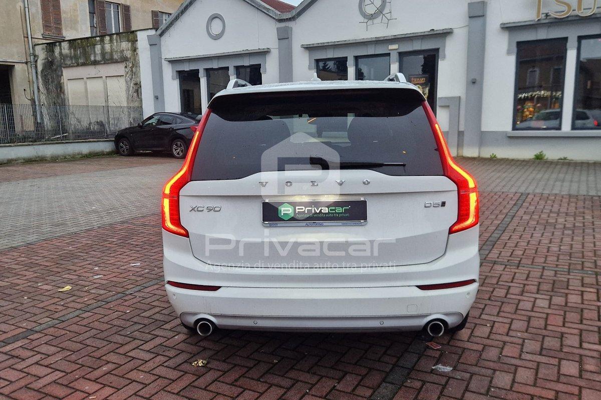 VOLVO XC90 D5 AWD Geartronic Momentum