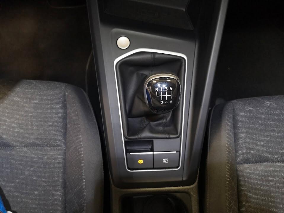 Volkswagen Golf 1.0 TSI EVO Life 81 KW 32.517 KM