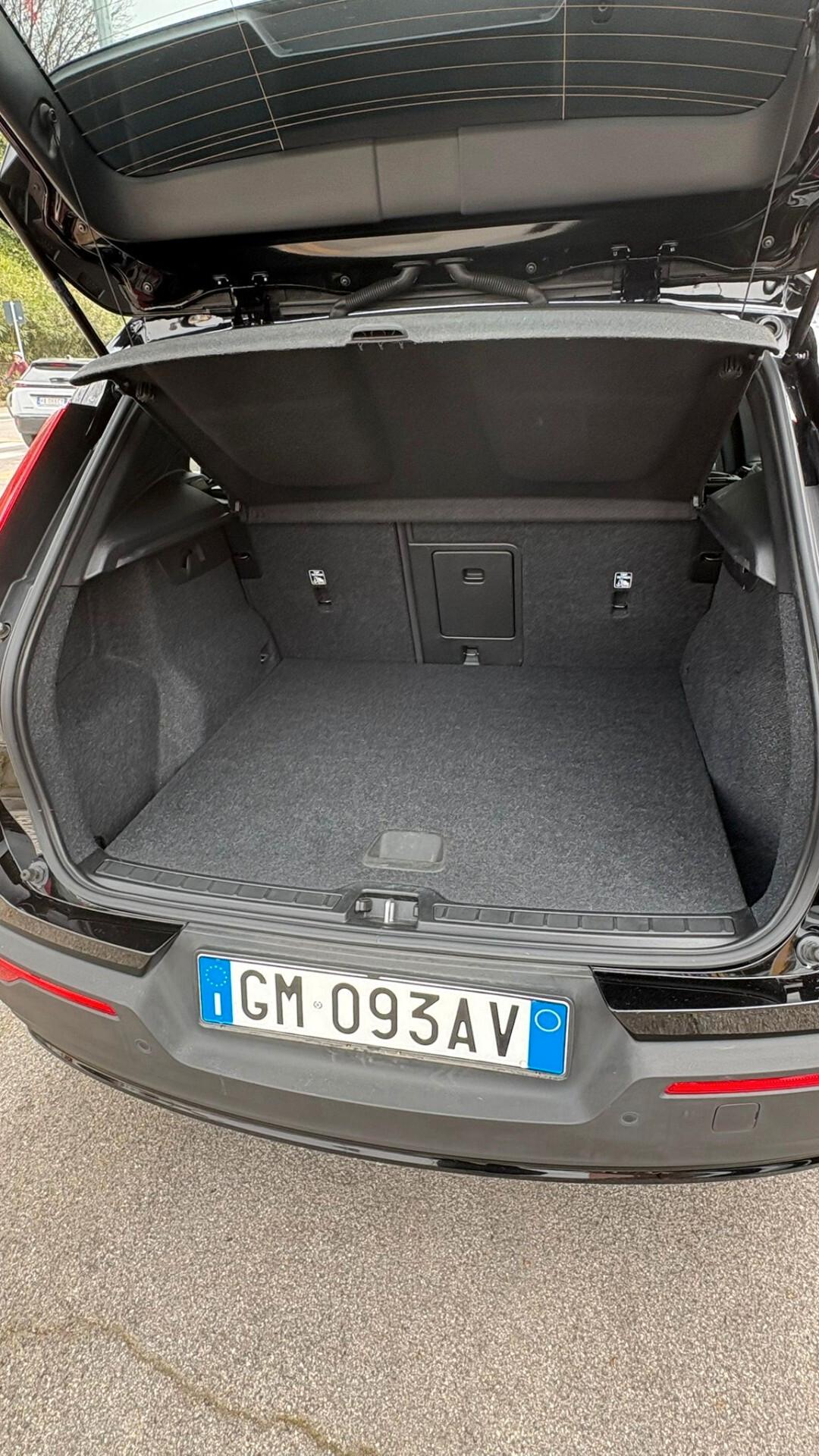 Volvo XC40 Recharge Pure Electric Single Motor FWD Core