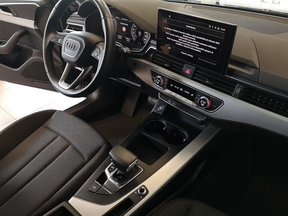 Audi A4 Avant 30 TDI/136 CV S tronic Business Advanced