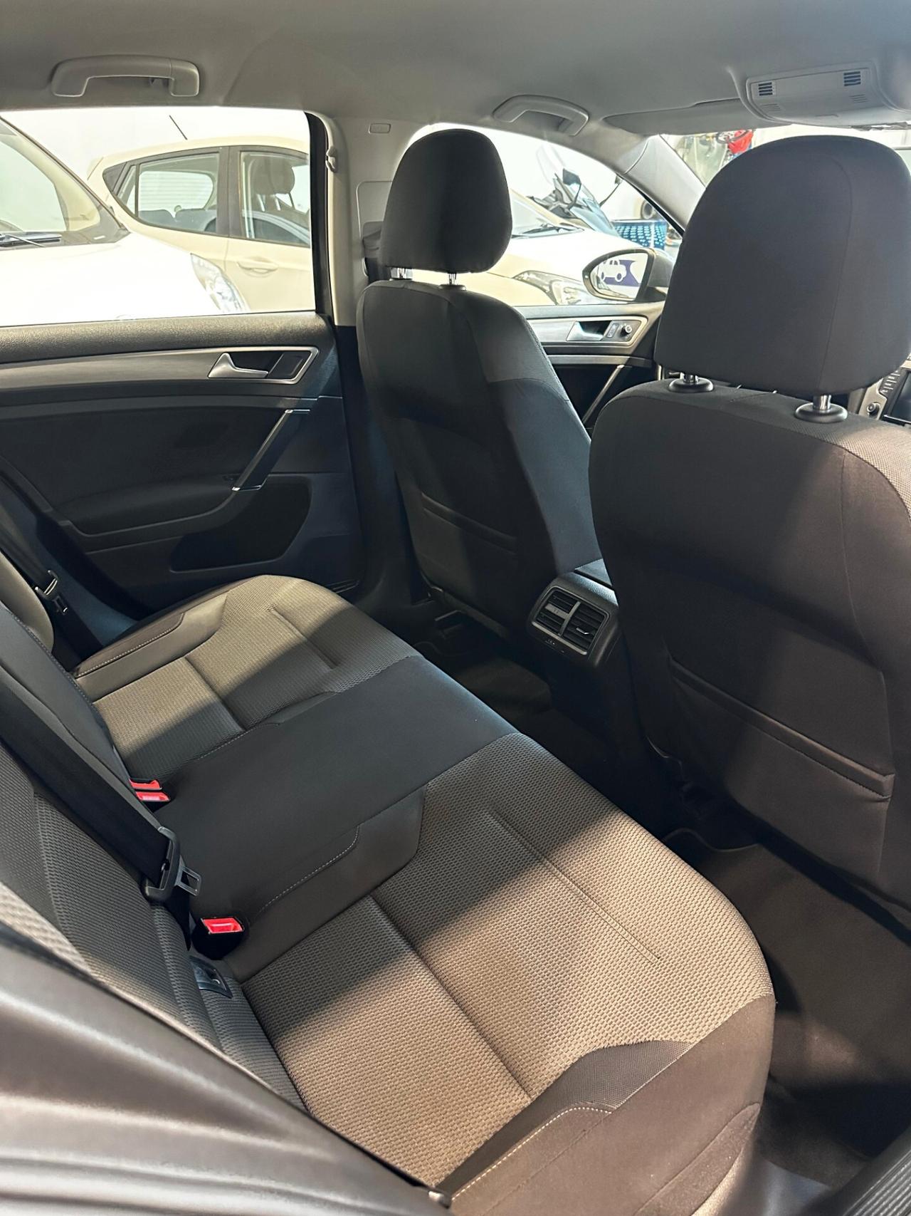 Volkswagen Golf 1.6 TDI 110 CV DSG 5p. Comfortline BlueMotion Tech.