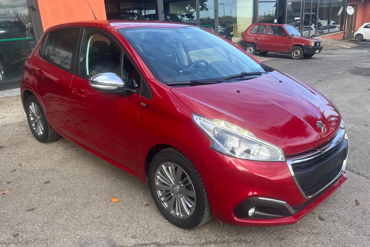 Peugeot 208 PureTech 82 5 porte Style-Km 85500-