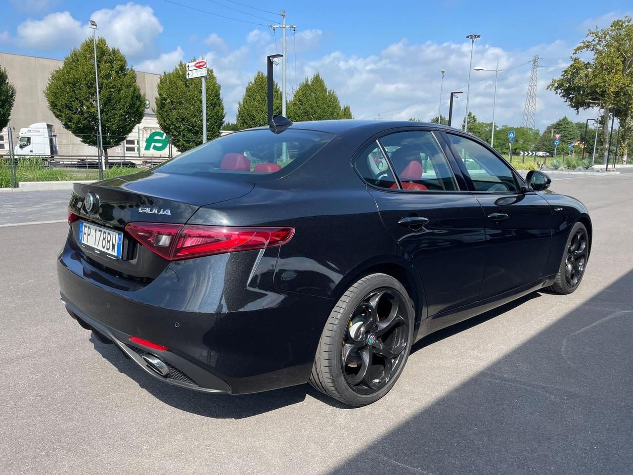 Alfa Romeo Giulia 2.2 Turbodiesel 210 CV AT8 AWD Q4 Veloce Ti