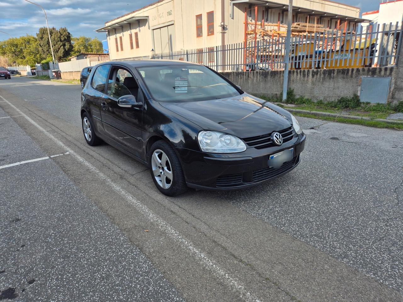 Volkswagen Golf 1.6 16V FSI 3p. Sportline