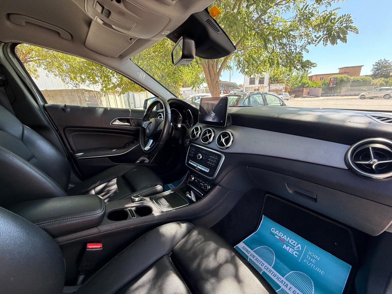 Mercedes GLA 180d SPORT Automatic
