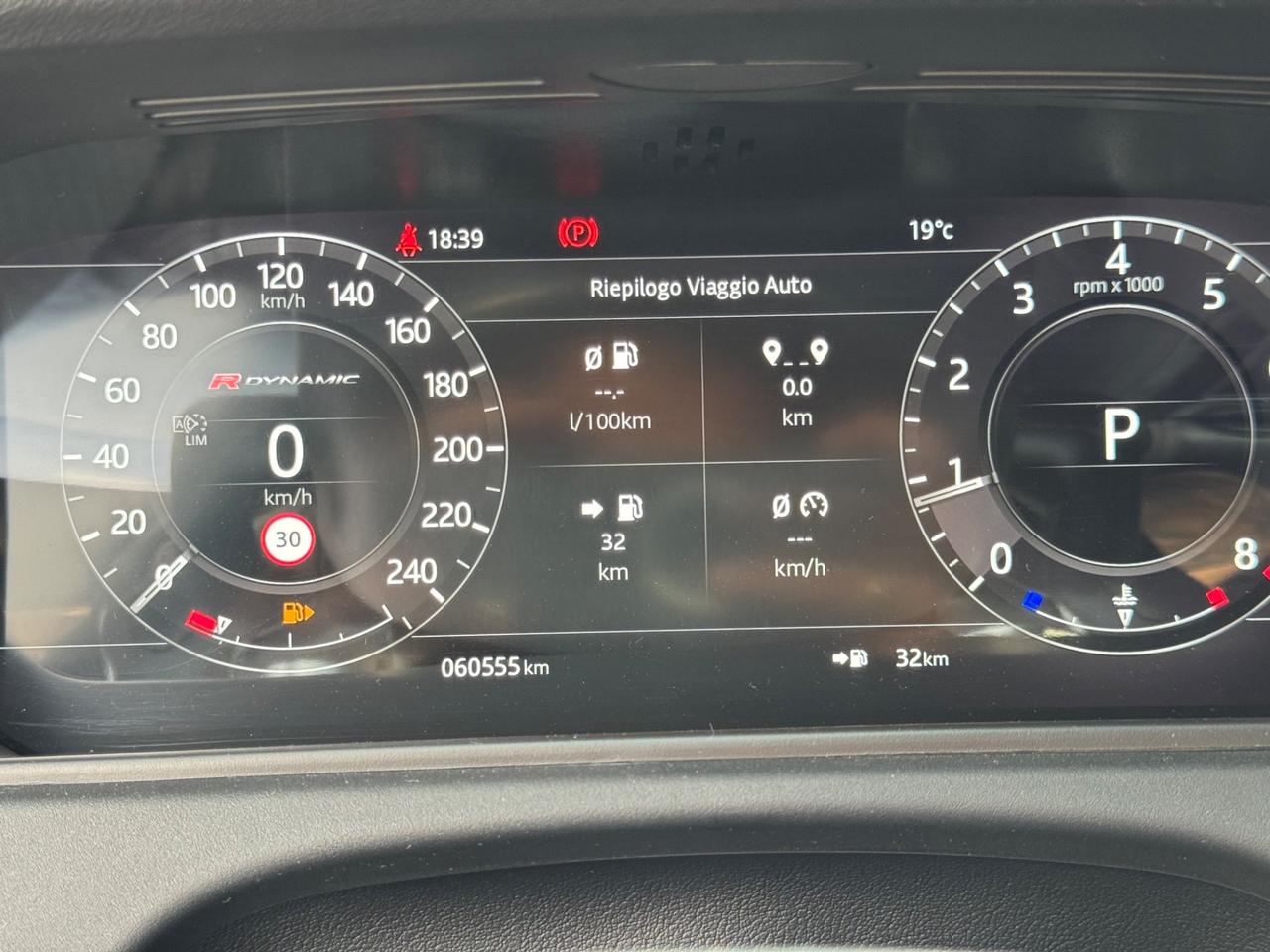 Range Rover Velar - 2.0 Si4 250 CV R-Dynamic S-