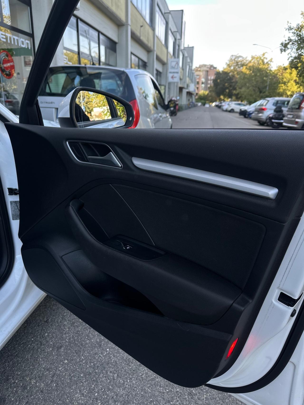 Audi A3 SPB 1.6 TDI clean diesel quattro edition