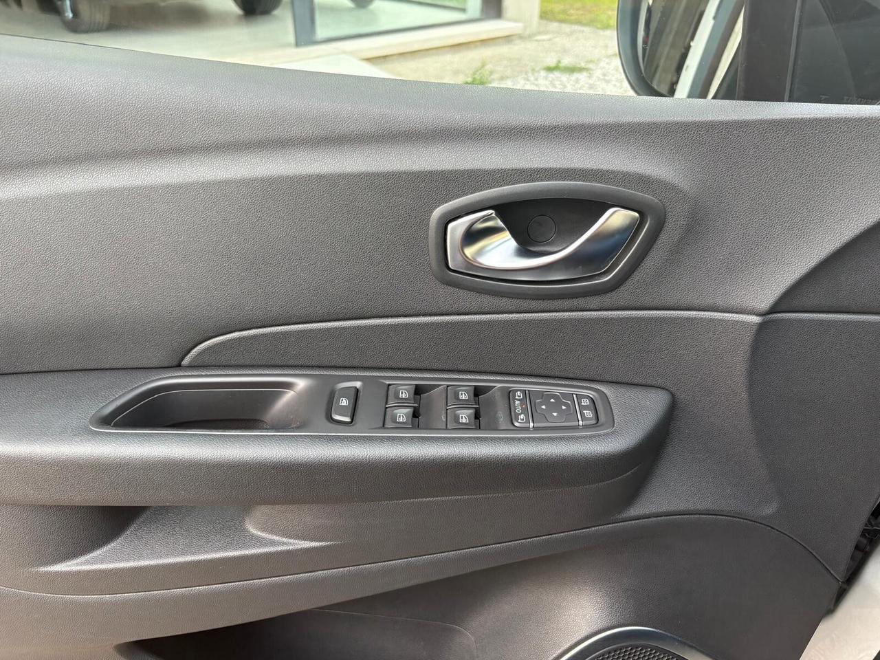 Renault Captur 1.5 90CV - OK NEOPATENTATI