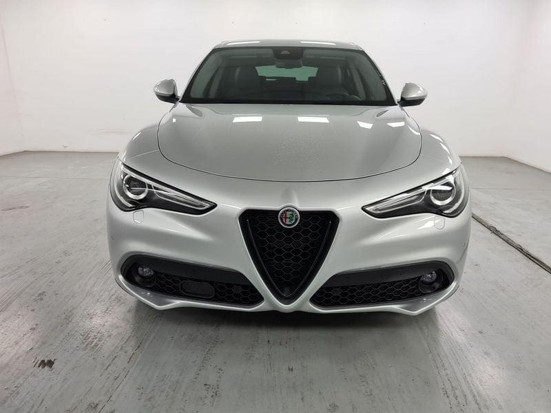 Alfa Romeo Stelvio 2.2 t Sprint Q4 190cv auto