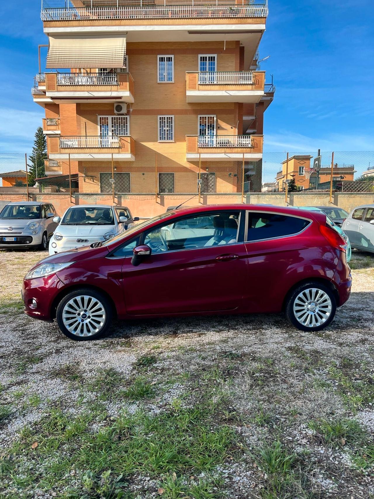 Ford Fiesta 1.2 82CV 3 porte Titanium