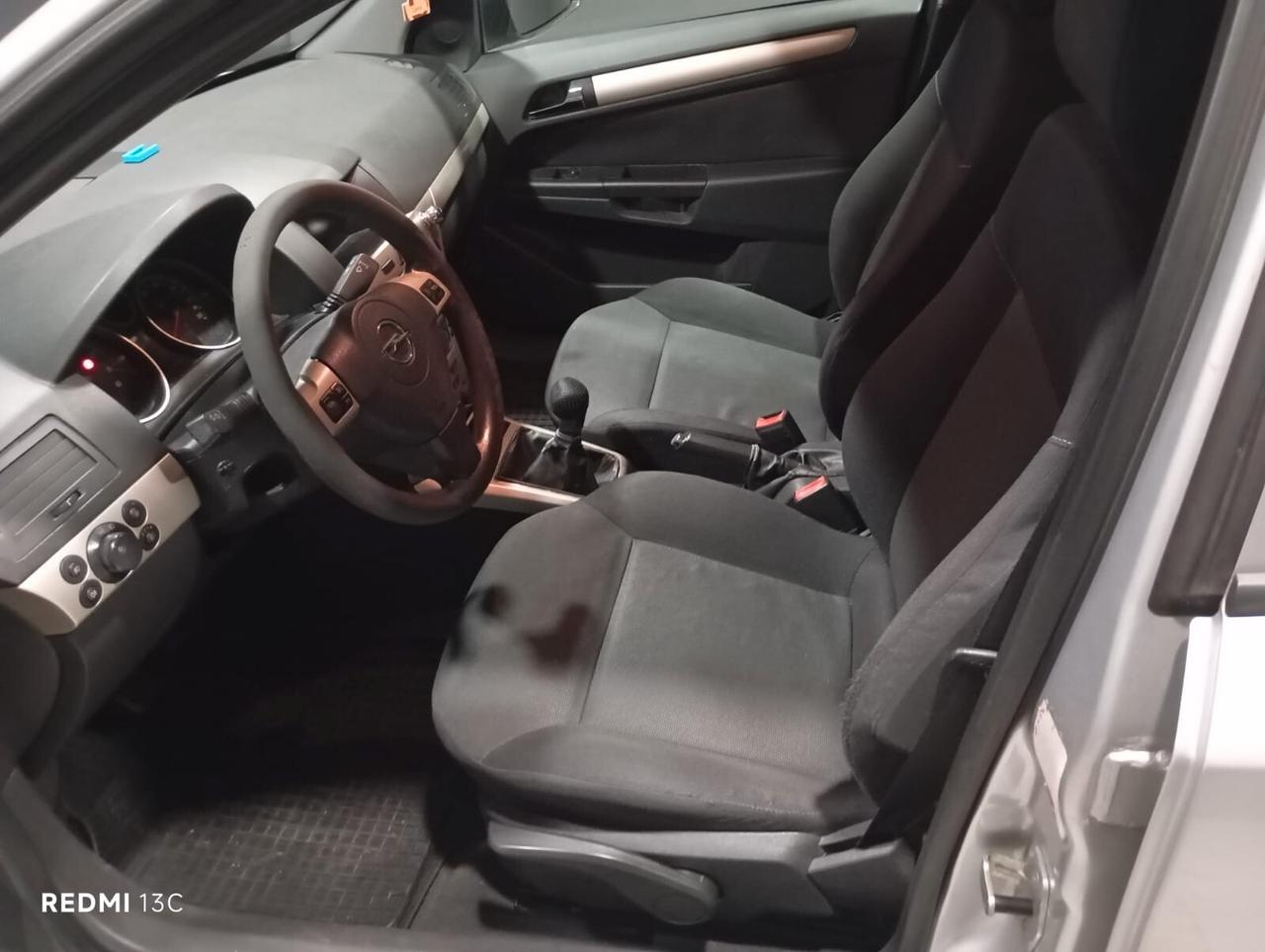 Opel Astra del 2007 benzina 140.000 km