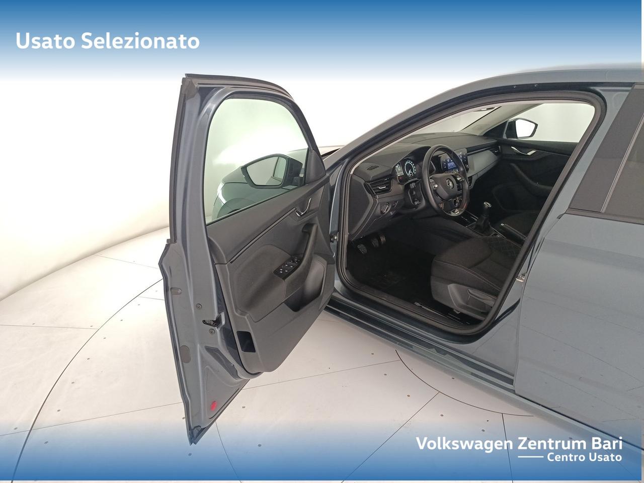 Skoda Scala 1.0 g-tec ambition 90cv