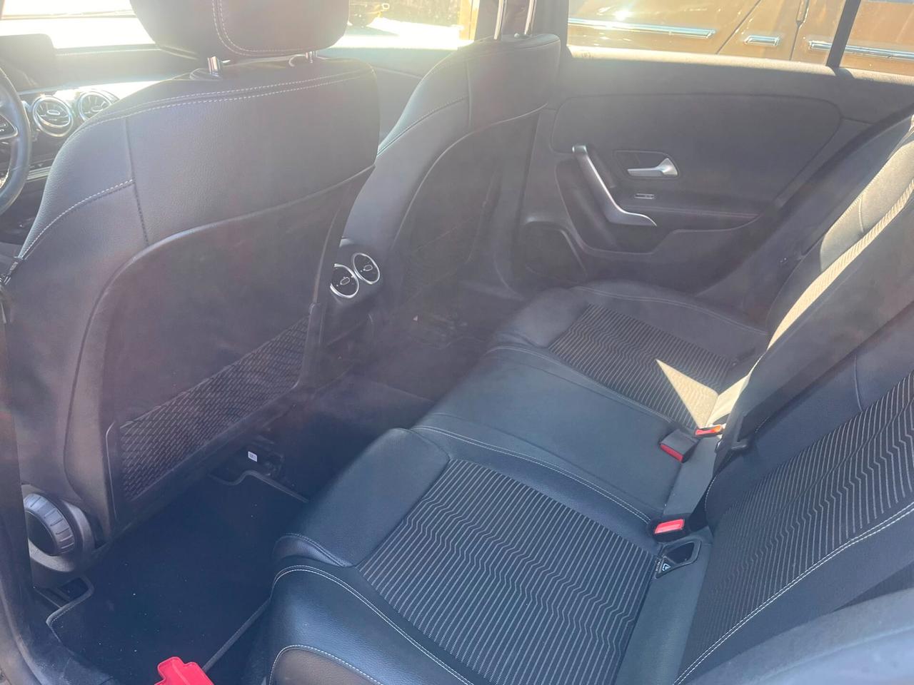 Mercedes-benz A 180 d Automatic Sport Carrozzeria da rivedere iva esposta