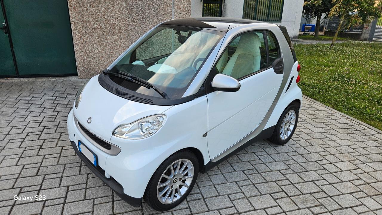 Smart ForTwo 1000 52 kW coupé pure 54.000Km