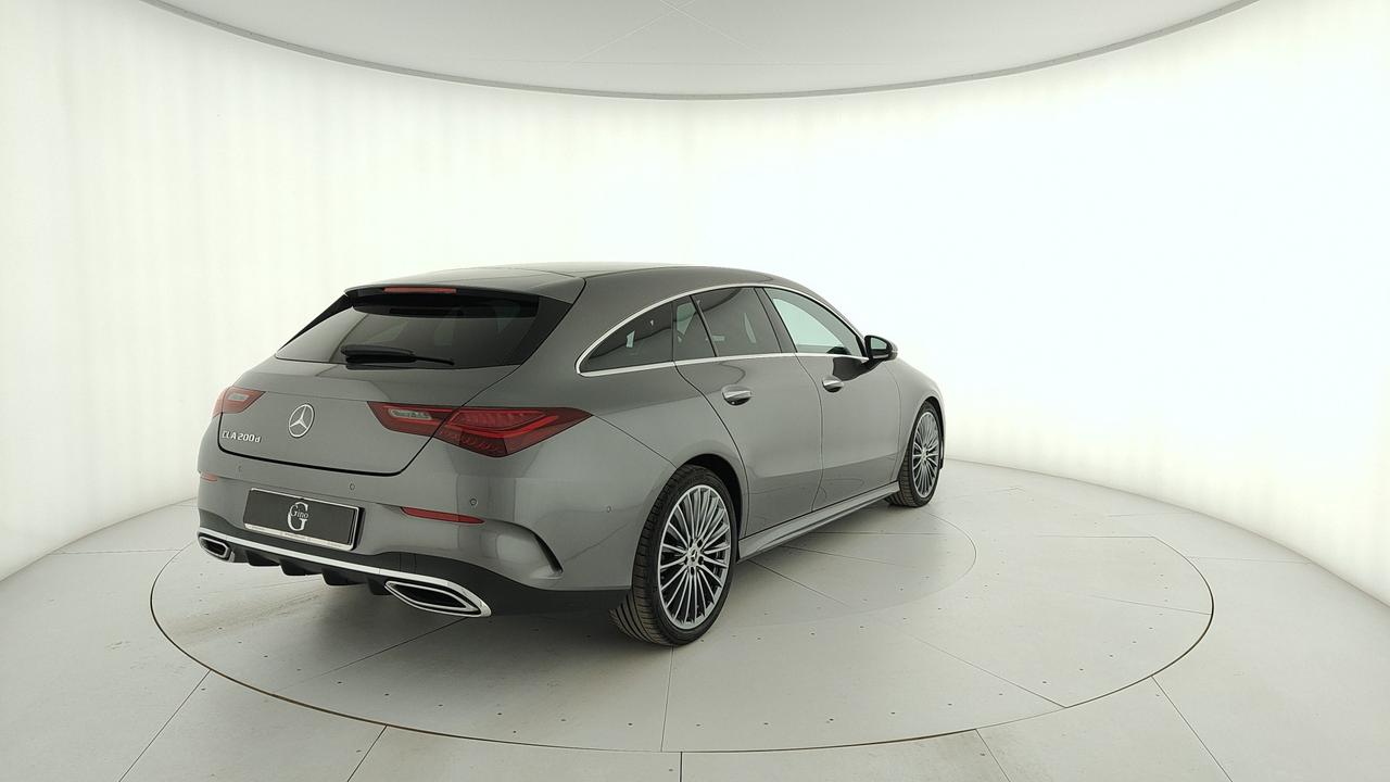 Mercedes-Benz CLA Shooting Brake 200 d Advanced auto