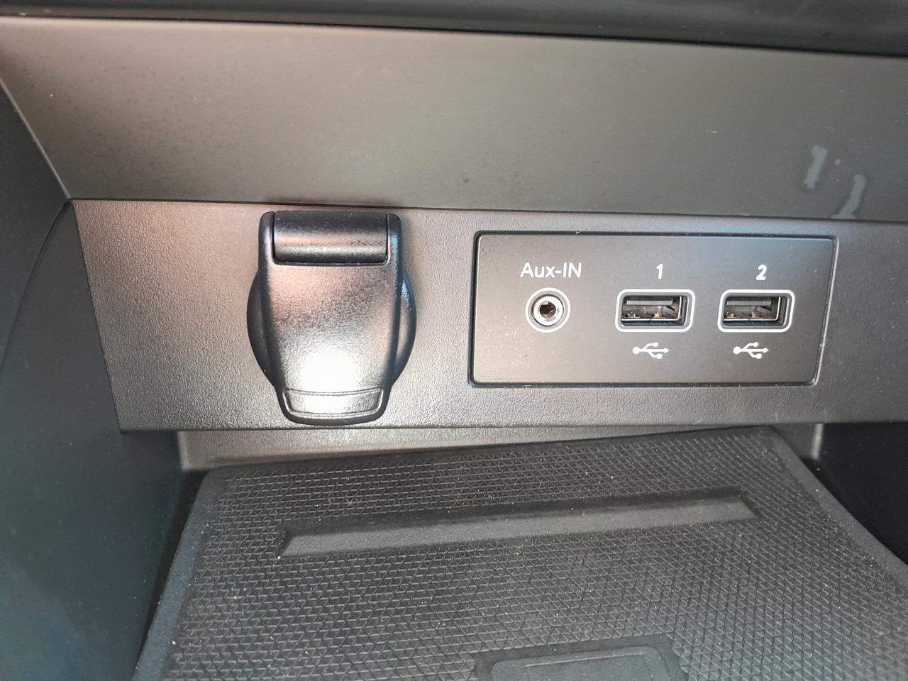 RENAULT CLIO INTENS 1.6 FULL HYBRID E-TECH 140 CV