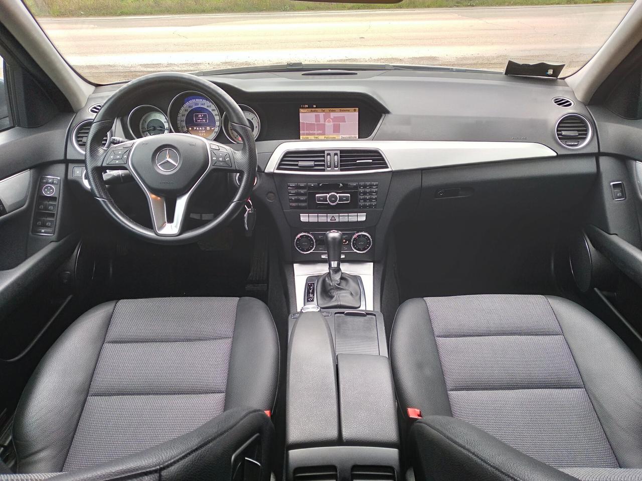 Mercedes-benz C 220 CDI BlueEFFICIENCY Avantgarde
