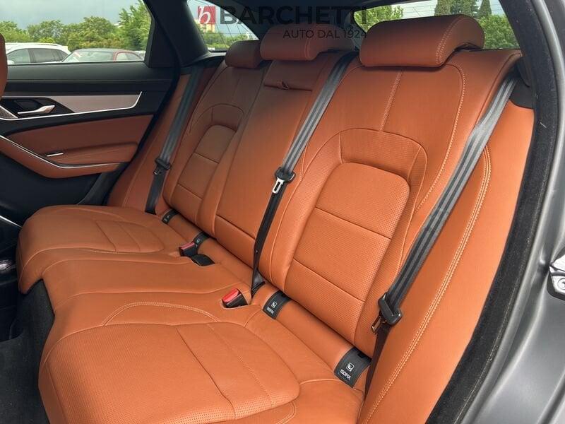 Jaguar F-Pace (X761) 2.0 D 204 CV AWD AUT. R-DYNAMIC S