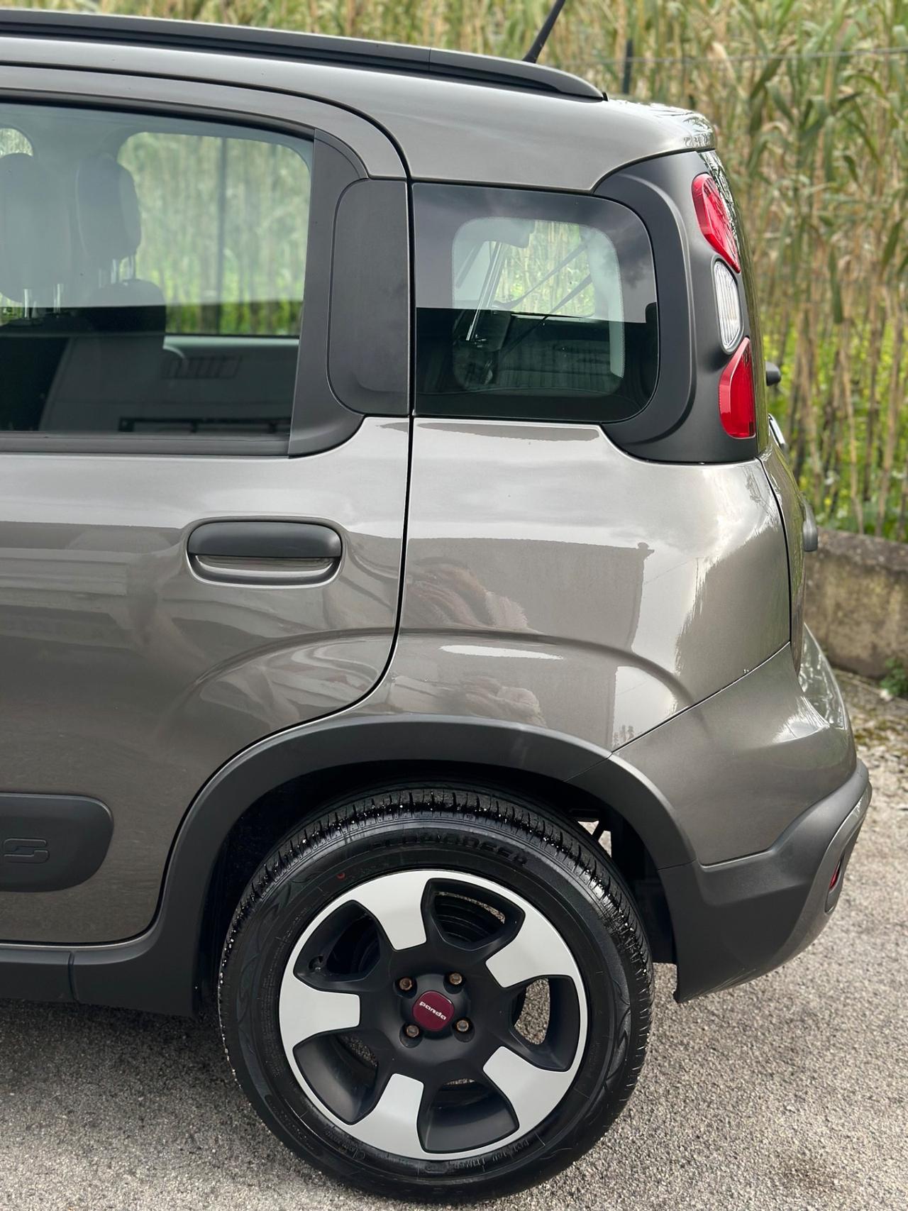 Fiat Panda 1.0 FireFly S&S Hybrid City Cross