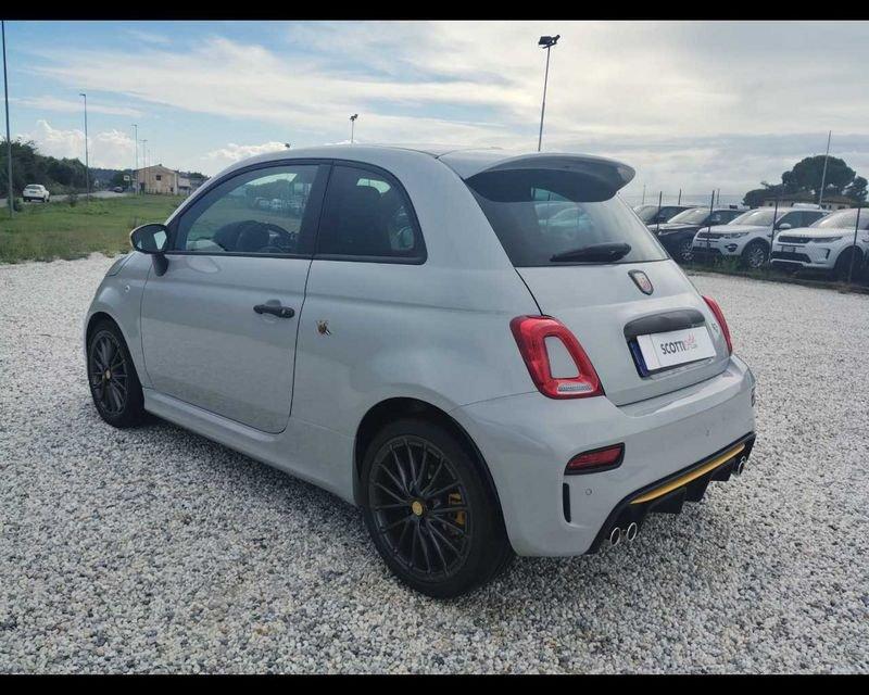 Abarth 695 1.4 Turbo T-Jet 180 CV