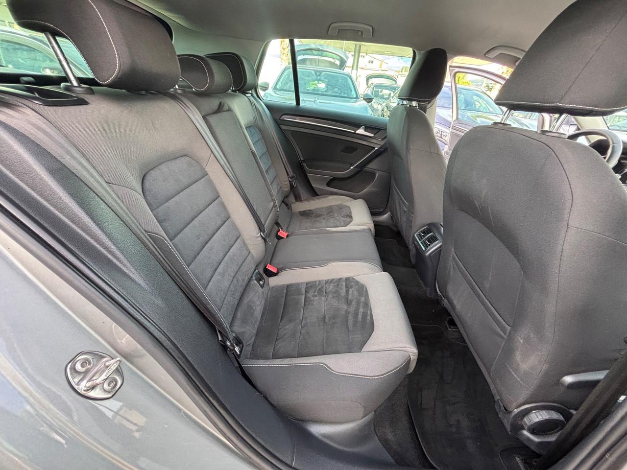 VW GOLF BUSINESS 1.6TDI 105CV DSG HIGHLINE